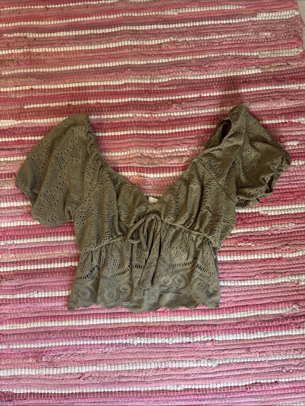 URBAN Romantics Olive Eyelet Tie-Front Crop Top